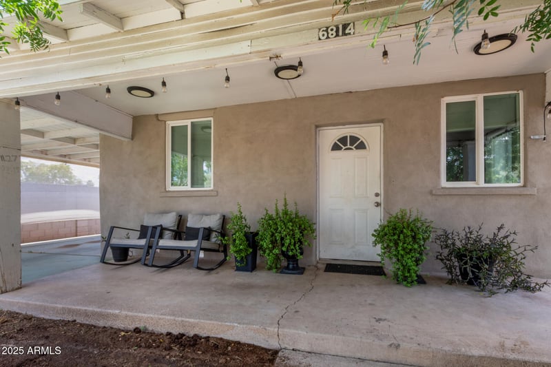 6814 59th Ave, Glendale, AZ 85301