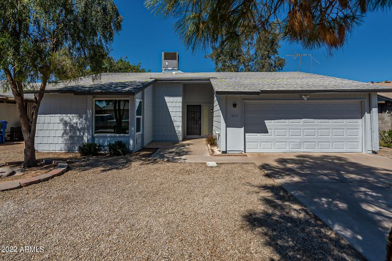 6814 S 40th Pl, Phoenix, AZ 85042