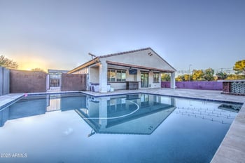 6815 19th Ln, Phoenix, AZ 85041
