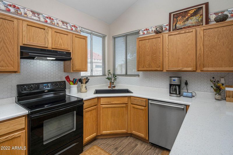 6815 S 33rd Ave, Phoenix, AZ 85041