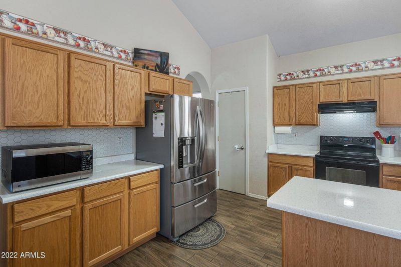 6815 S 33rd Ave, Phoenix, AZ 85041