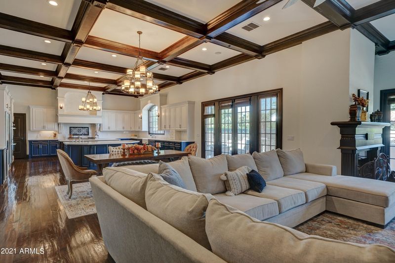 6816 E Caballo Dr, Paradise Valley, AZ 85253