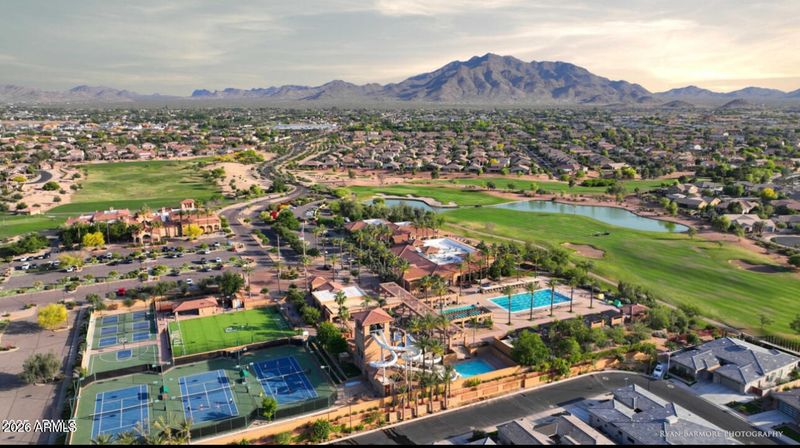 6816 S Pinehurst Dr, Gilbert, AZ 85298
