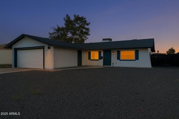 6818 Terrace Rd, Tempe, AZ 85283