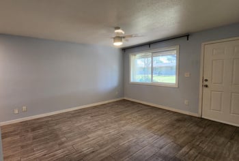 6819 12th St #3, Phoenix, AZ 85014