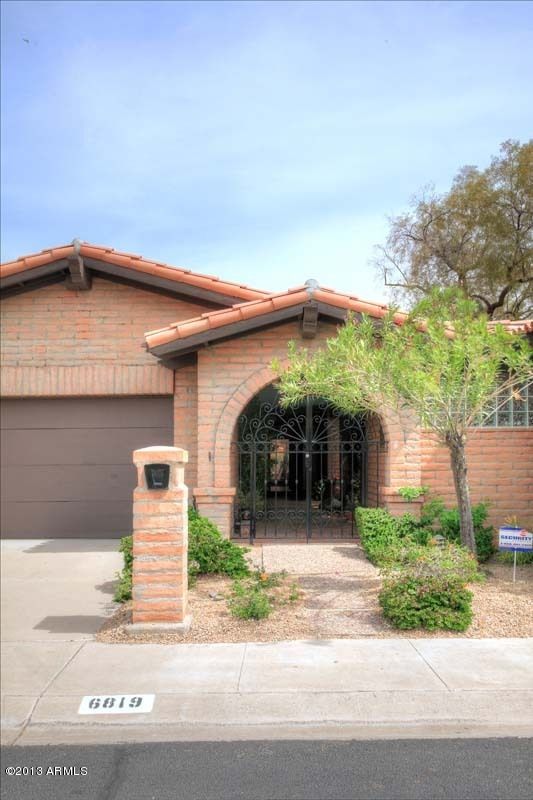 6819 N 18th St, Phoenix, AZ 85016