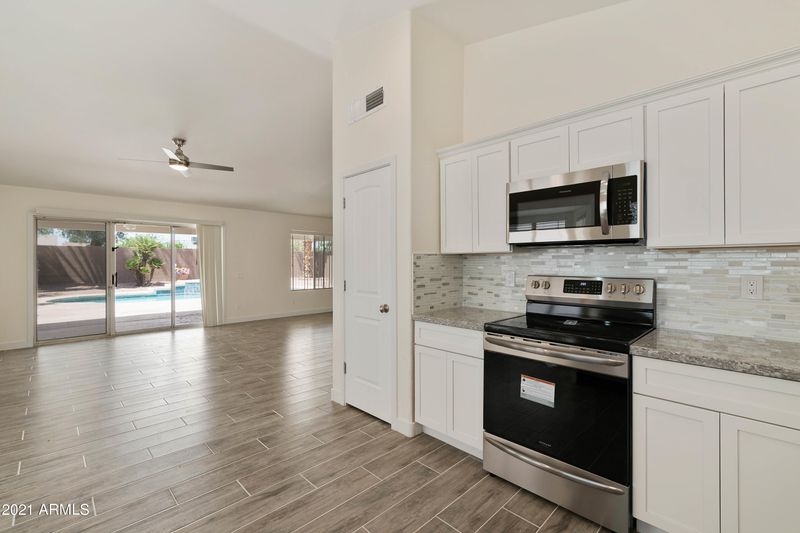 682 E Kent Ave, Chandler, AZ 85225
