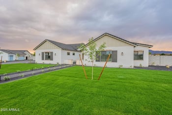 6820 178th Ln, Waddell, AZ 85355