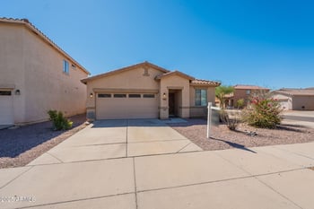 6820 68th Ln, Laveen, AZ 85339