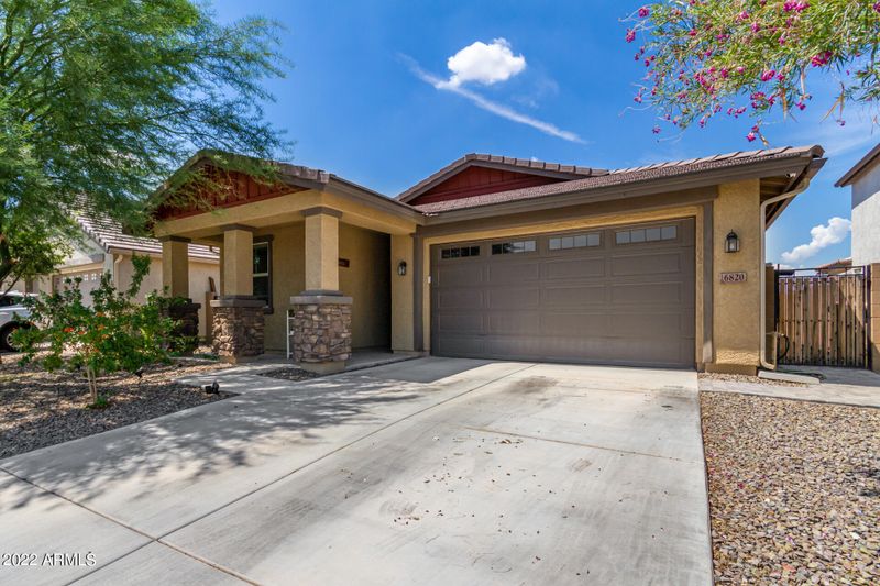 6820 N 86th Ln, Glendale, AZ 85305