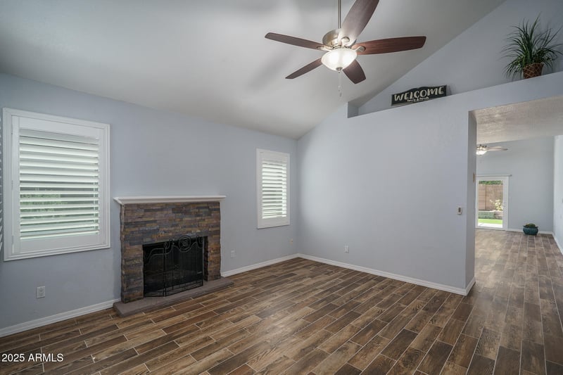 6820 Roosevelt St, Tempe, AZ 85283