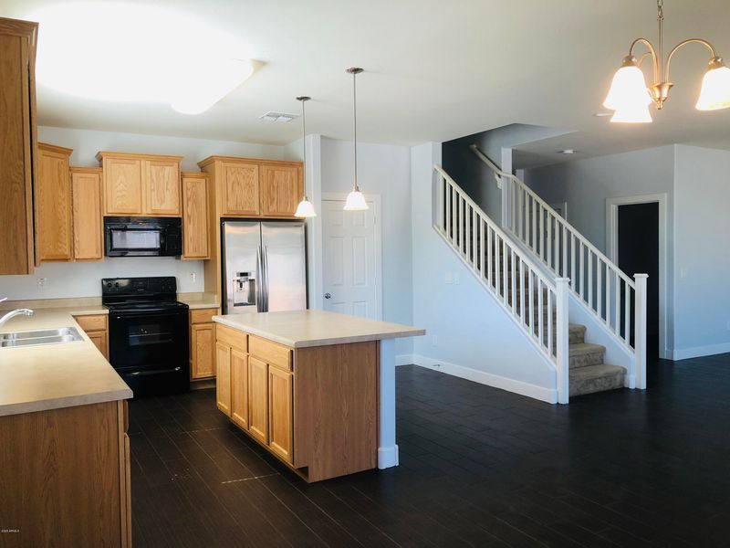 6820 W Wethersfield Rd, Peoria, AZ 85381