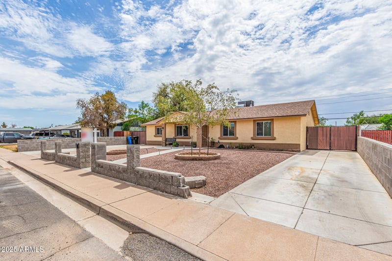 6821 Campbell Ave, Phoenix, AZ 85033