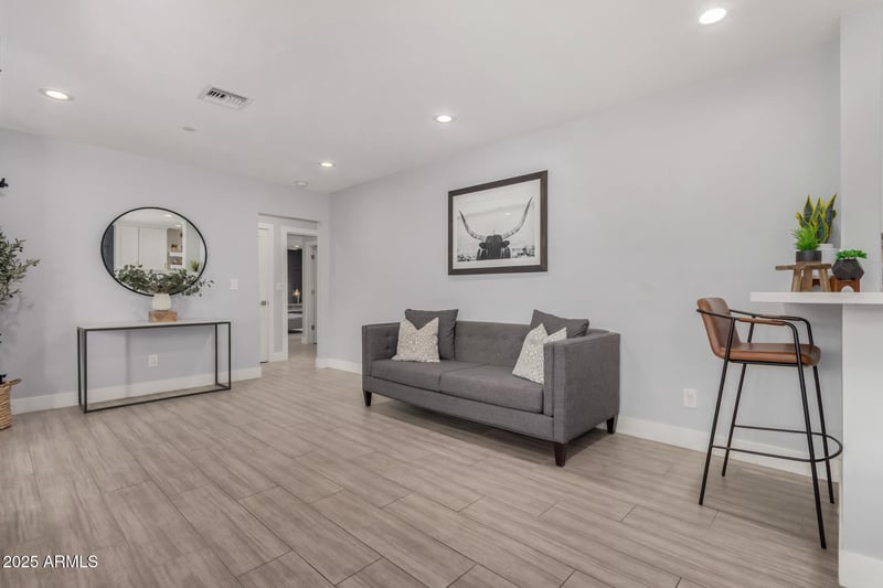 6822 6th St, Scottsdale, AZ 85251