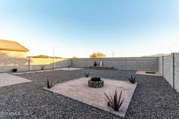 6823 Milada Dr, Laveen, AZ 85339