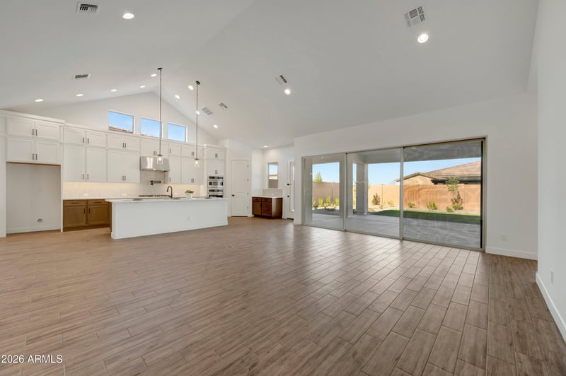 6823 N 190th Dr, Waddell, AZ 85355