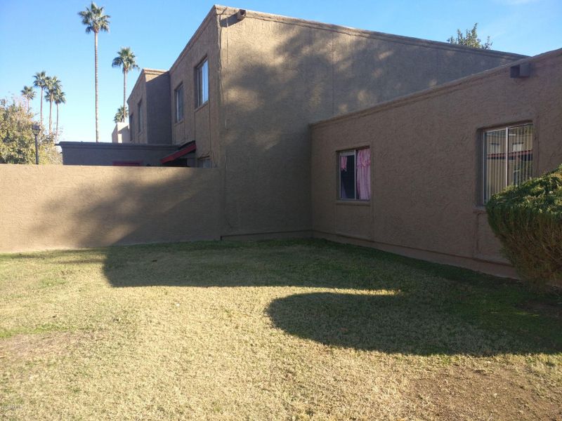 6823 W Devonshire Ave, Phoenix, AZ 85033