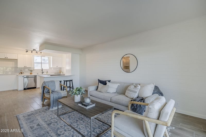 6824 2nd St #204, Scottsdale, AZ 85251