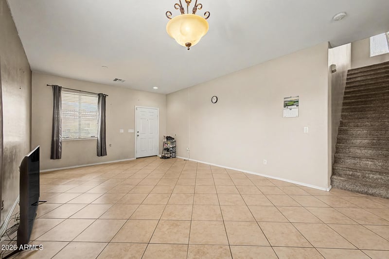 6824 68th Dr, Laveen, AZ 85339