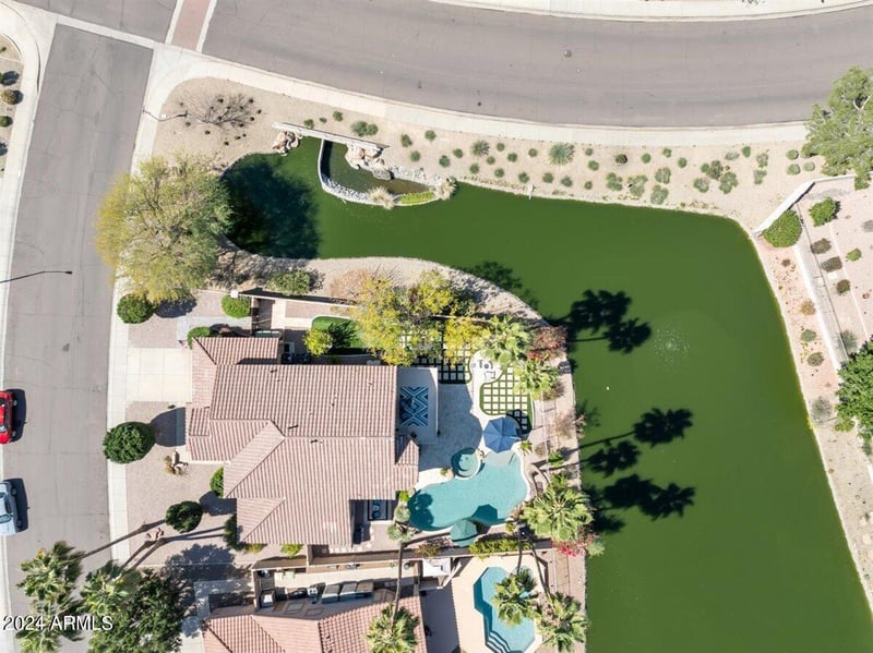 6824 W Skylark Dr, Glendale, AZ 85308