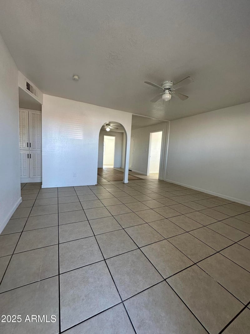 6825 Vernon Ave, Phoenix, AZ 85035