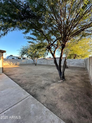 6825 Vernon Ave, Phoenix, AZ 85035