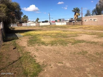 6826 59th Dr #5, Glendale, AZ 85301