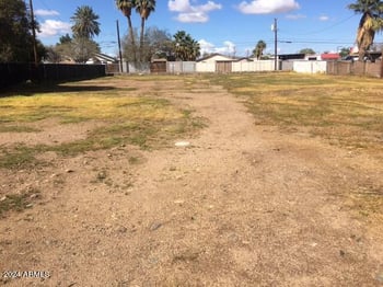 6826 59th Dr #5, Glendale, AZ 85301