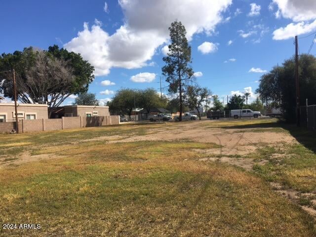 6826 59th Dr #5, Glendale, AZ 85301