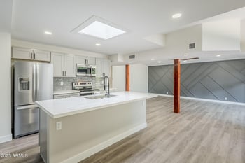 6826 Monterey Way, Scottsdale, AZ 85251