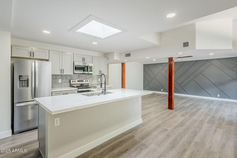 6826 Monterey Way, Scottsdale, AZ 85251