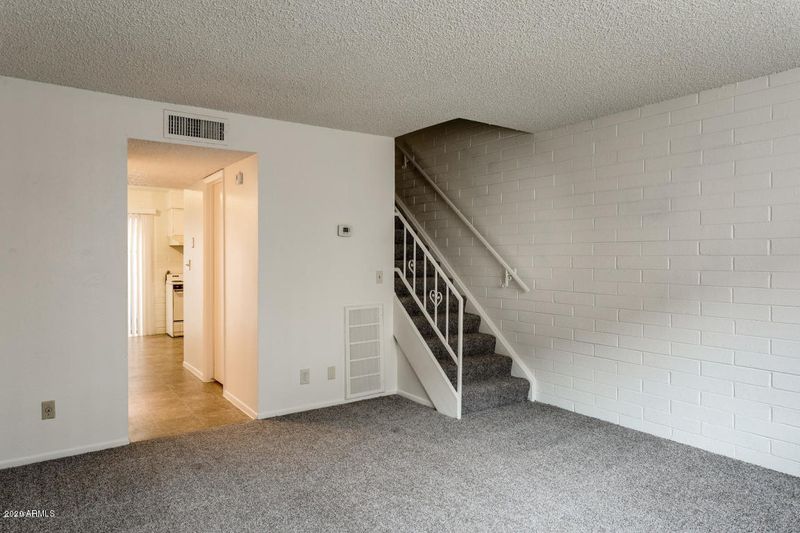 6826 N 44th Ave #3, Glendale, AZ 85301
