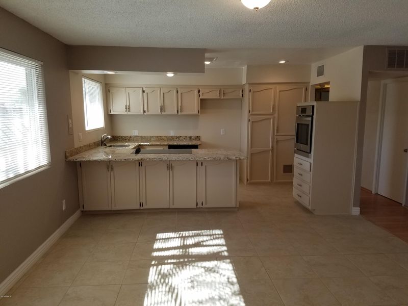 6826 W Mariposa St, Phoenix, AZ 85033