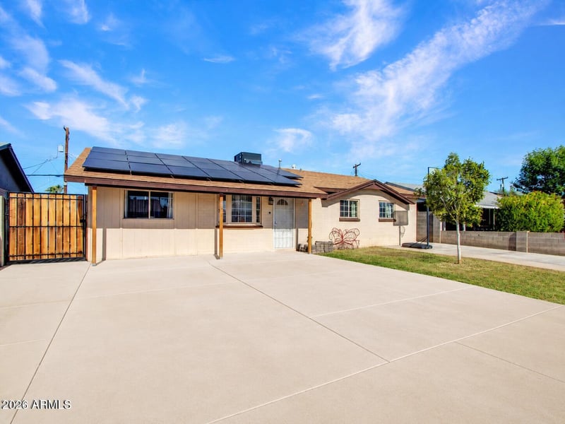 6826 Pierson St, Phoenix, AZ 85033