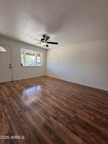 6826 Pierson St, Phoenix, AZ 85033