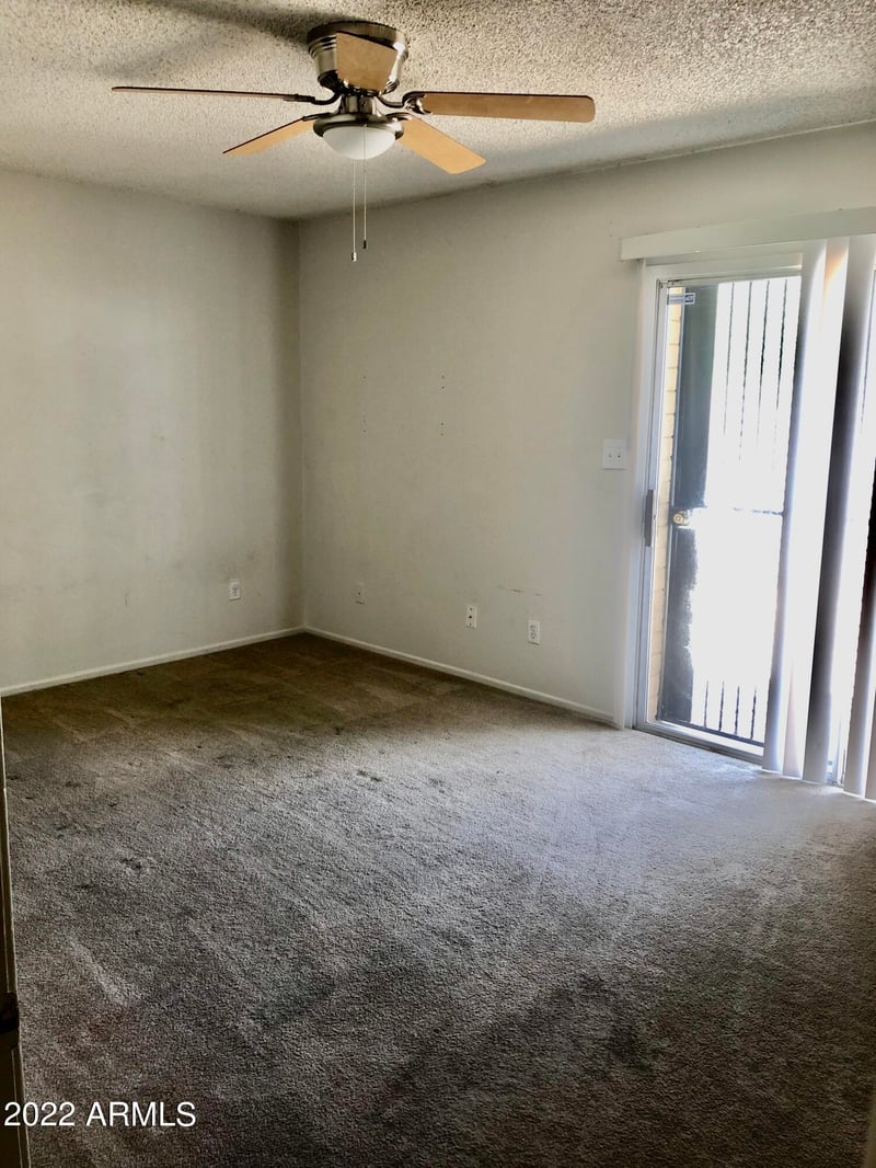6826 W Solano Dr N, Glendale, AZ 85303