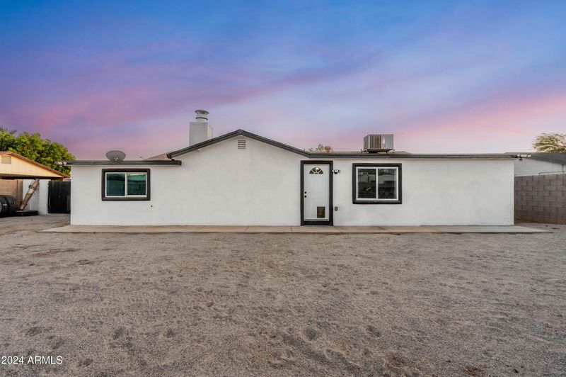 6826 W Verde Ln, Phoenix, AZ 85033