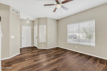 6827 Aire Libre Ave, Peoria, AZ 85382