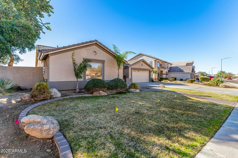 6827 W El Cortez Pl, Peoria, AZ 85383