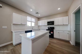 6828 74th Ln, Laveen, AZ 85339