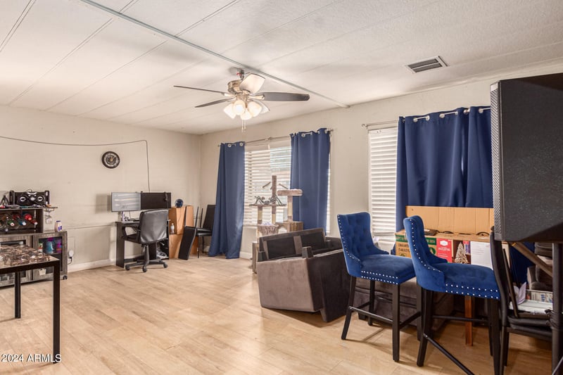 6828 Pierce St #126, Phoenix, AZ 85043