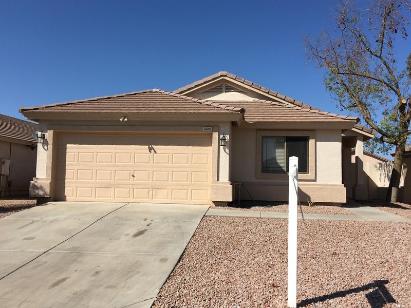 6828 W Rancho Dr, Glendale, AZ 85303
