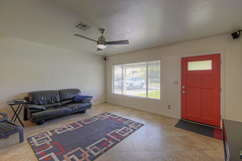 6829 N 14th Dr, Phoenix, AZ 85013