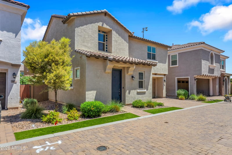 683 N Abalone Dr, Gilbert, AZ 85233