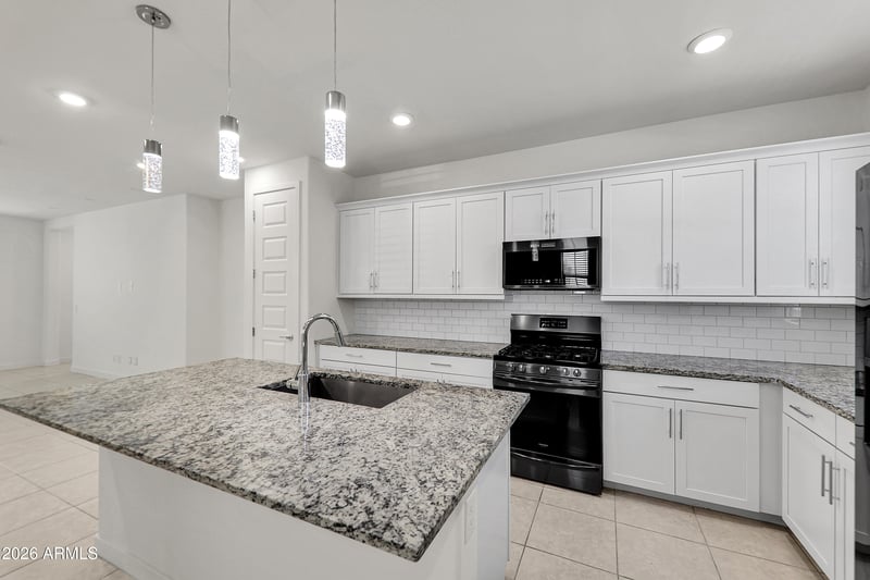 683 N Abalone Dr, Gilbert, AZ 85233