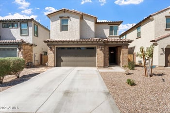 6830 88th Dr, Glendale, AZ 85305