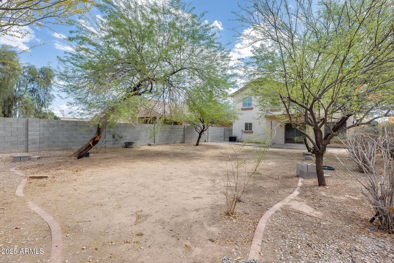 6830 Desert Ln, Laveen, AZ 85339