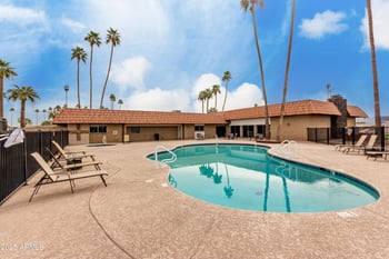 6830 Mckinley St, Phoenix, AZ 85043