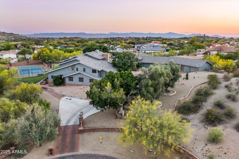 6830 N 46th Pl, Paradise Valley, AZ 85253