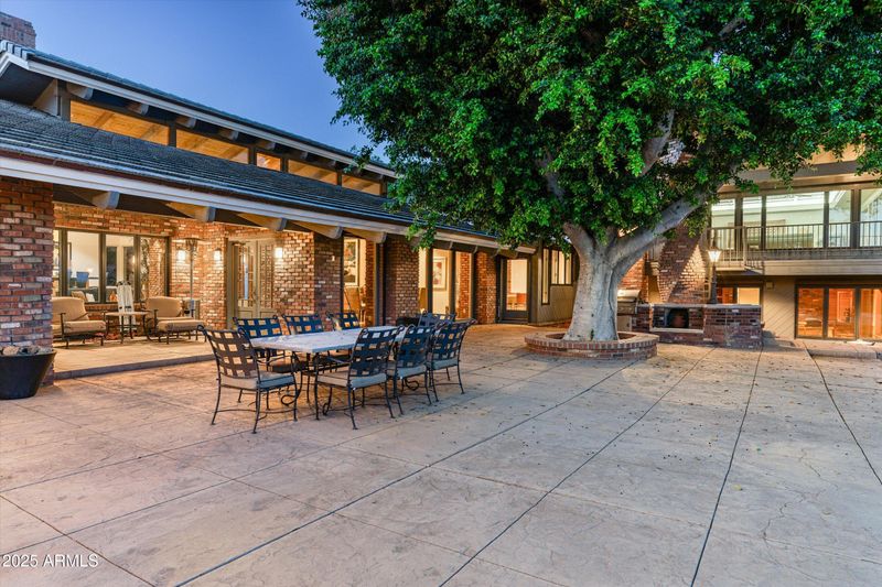 6830 N 46th Pl, Paradise Valley, AZ 85253